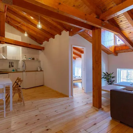 Gallery B28 - 3 Bedroom Downtown Sofia