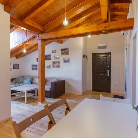 Gallery B28 - 3 Bedroom Downtown Apartment Sofia