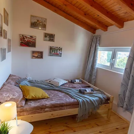 Apartment Gallery B28 - 3 Bedroom Downtown *